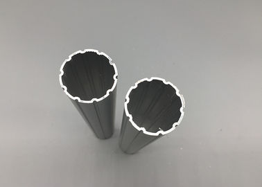 銀製の陽極酸化の6063 T5アルミニウム管は産業アルミニウム プロフィールの管の側面図を描きます